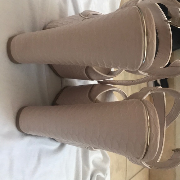 Baby pink heels - Picture 5 of 6